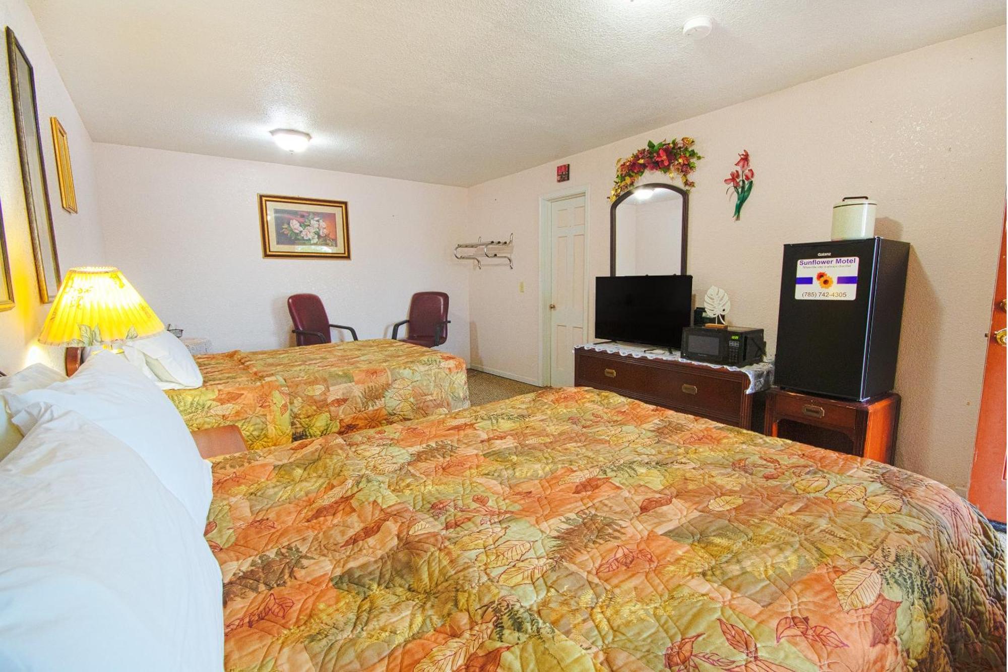 Sunflower Motel Hiawatha By Oyo Exterior foto
